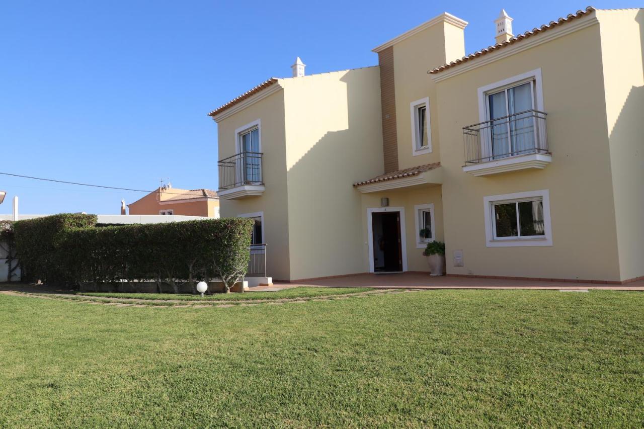 3-bed Townhouse With Pool In Balaia Ferienhaus *
