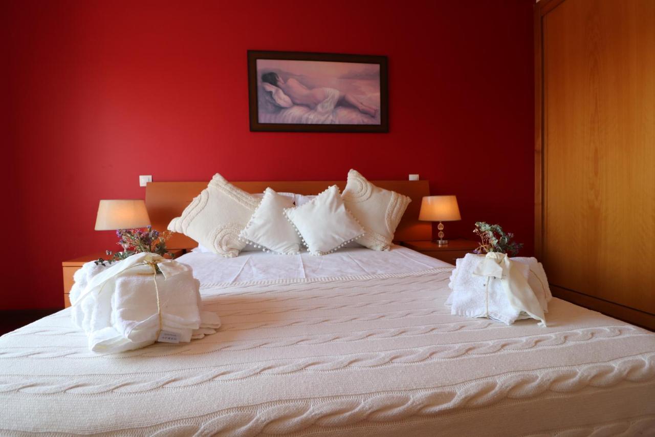 3-bed Townhouse With Pool In Balaia Ferienhaus